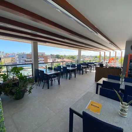 Flat à Beira Mar Com Varanda e Piscinas Naturais 308-3
